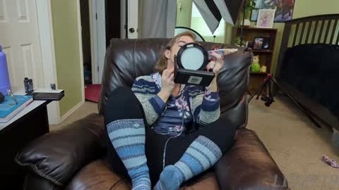 Linzy19 online show from January 8, 6:52 pm