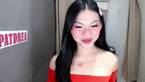 littlelace_ online show from May 11, 1:22 am