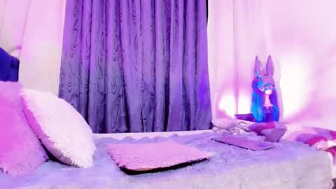 lesly lorena online show from February 14, 5:04 am