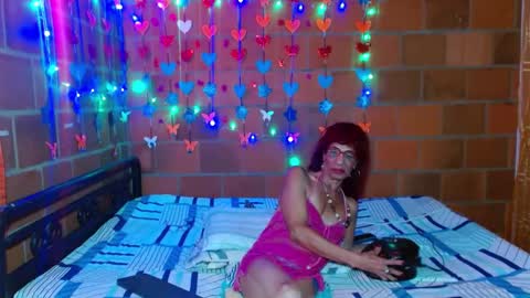 Lorena Capelli online show from February 6, 10:48 am