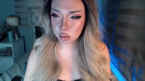 Rebeca online show from December 16, 5:18 pm