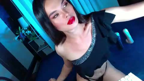 lovelymiss_shyna11 online show from February 9, 9:05 am