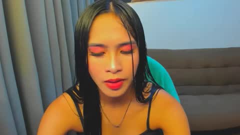 pauleen online show from November 19, 3:06 am