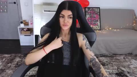 Monika online show from February 12, 1:06 pm