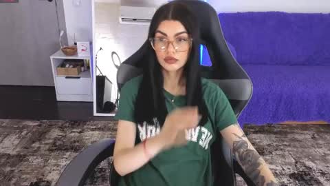 Monika online show from April 18, 8:27 am