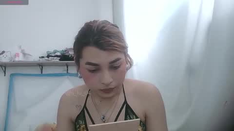 Lucrecia... new accout...OFS LU 21 online show from January 17, 3:43 pm