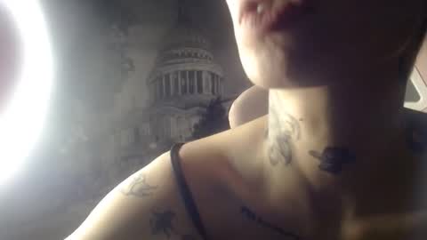 LUNA online show from April 20, 3:19 am