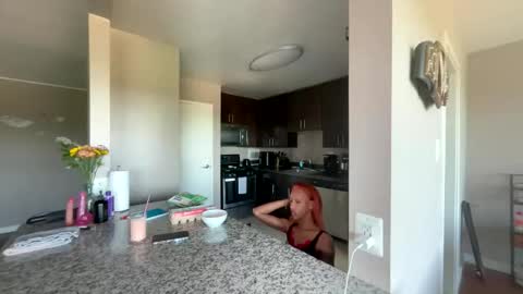 Luxe online show from May 12, 3:42 pm