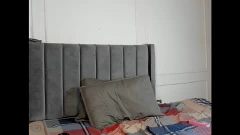 Polly online show from December 1, 8:33 pm