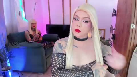 Lucy and Kristhy online show from February 23, 2:57 pm