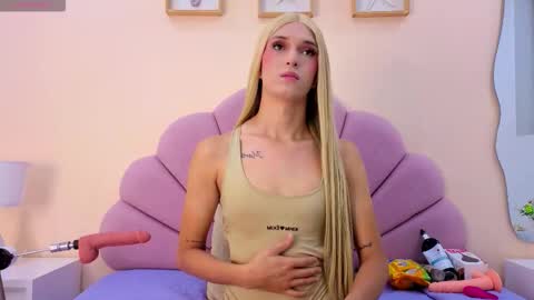 macarena_05_ online show from November 7, 2:44 am