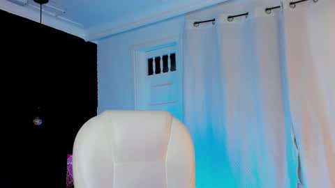  madame lilith  online show from October 26, 11:50 am