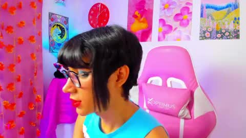 Madeline  online show from April 17, 12:08 pm