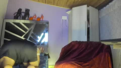 maggie_fit online show from December 18, 11:34 am