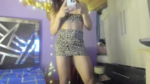 maggie_fit online show from December 24, 4:11 am