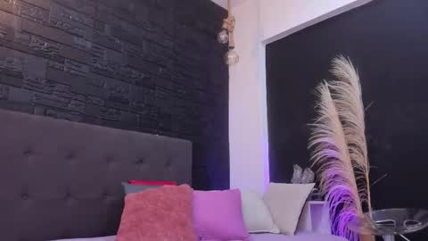 maite_smith69 online show from December 5, 12:44 pm