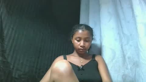 mamieriela online show from May 2, 7:08 pm
