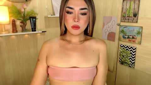 Snapshot of marinamorets chatting on October 10, 9:21 am marina online show from October 10, 9:21 am