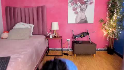 massielhot online show from February 11, 7:32 pm