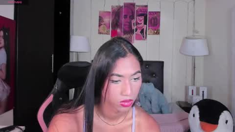 massielhot online show from April 13, 2:21 pm