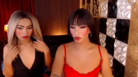 massivecockrhiana online show from May 16, 6:40 pm