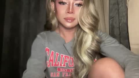 GODDESS OF ALL GODDESSES online show from November 26, 3:36 pm