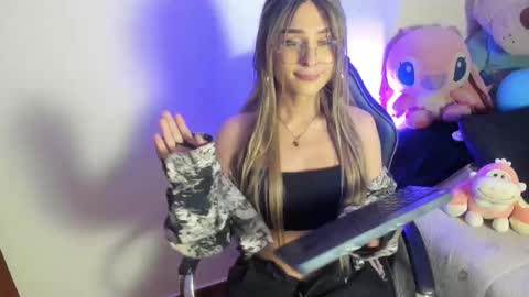 megan_sj online show from March 19, 2:44 am