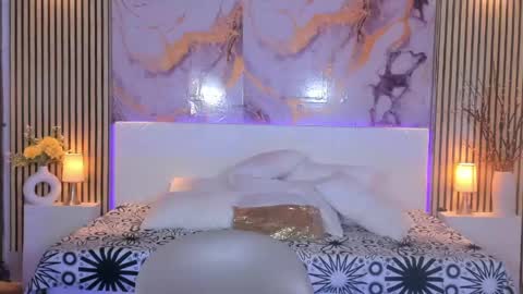 meganlust11 online show from May 7, 8:43 am