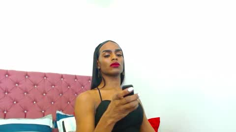 Melanie online show from January 25, 2:30 pm