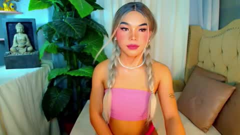 myka online show from October 6, 2:17 pm