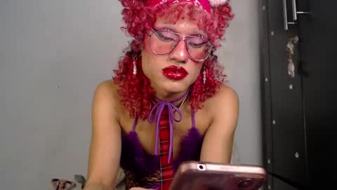 MianCuntyDoll online show from January 3, 5:50 am