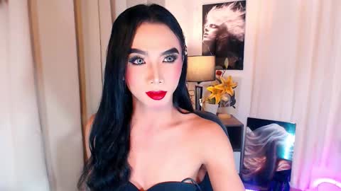 michaelagoddess online show from December 16, 3:28 pm