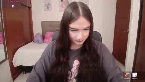 Miley online show from February 7, 4:13 pm