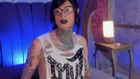     GTM-5   online show from May 9, 1:40 pm