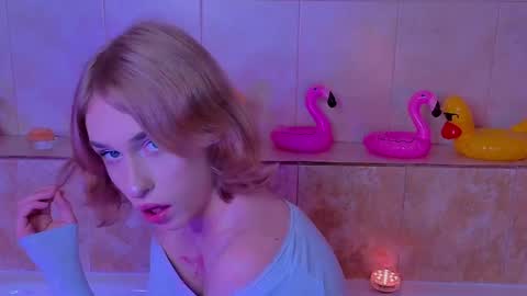 Anya online show from May 10, 11:26 am