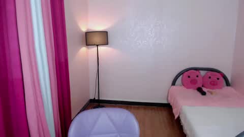 miss_ephrail online show from January 11, 6:54 pm