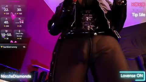 Miss Nicole online show from March 4, 1:49 pm