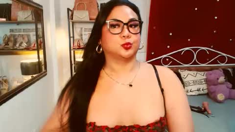 missdominantbigcockx online show from May 7, 7:10 pm