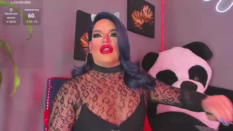 kassandra lazcano online show from November 28, 2:02 am