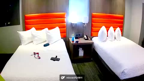 Scarletta Wolf online show from February 2, 2:21 am