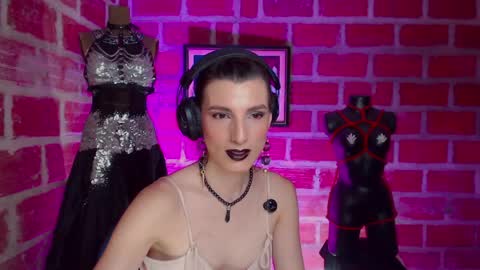 moira_hot online show from March 29, 6:30 pm