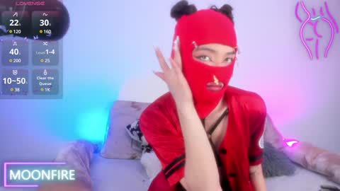 Nicky  online show from December 10, 10:05 am