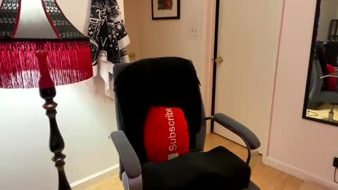 mxscary online show from February 9, 4:36 am