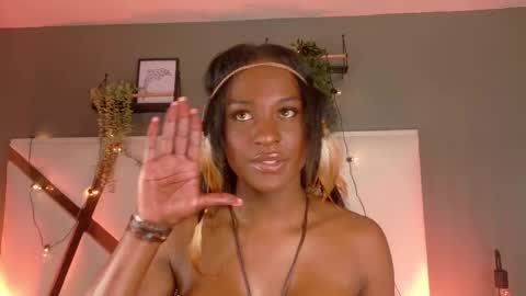  VICTORIA  online show from October 31, 8:06 pm