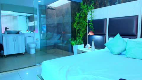 Lia online show from December 27, 12:56 pm