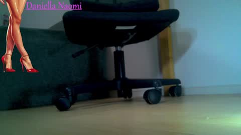 Daniella Naomi online show from December 5, 12:39 pm