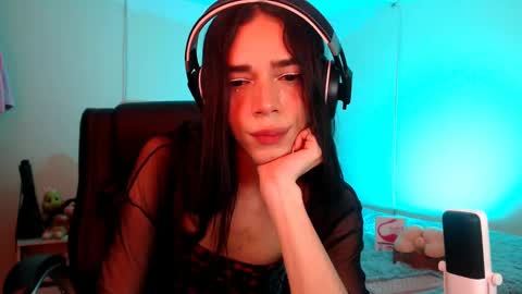 Desiree online show from December 3, 6:11 pm