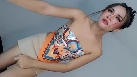 Nathalie smith online show from May 10, 2:22 pm