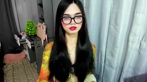 emma online show from May 13, 7:34 pm