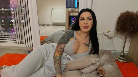 cleo online show from February 4, 7:46 am